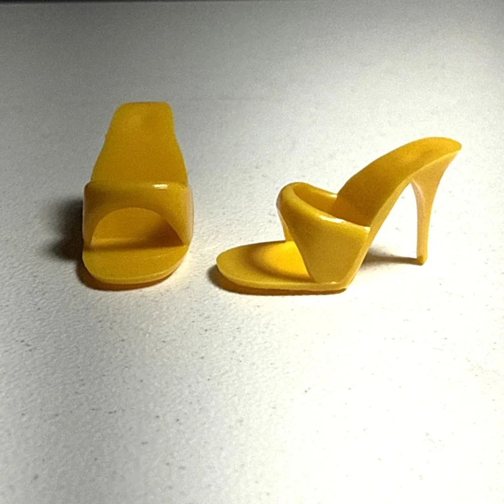 Vintage Barbie Open Toe Mules Heels Shoes 22 Pairs Pink Blue Yellow Philippines - Picture 8 of 10